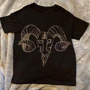 Child’s 4T/NP4 graphic shirt